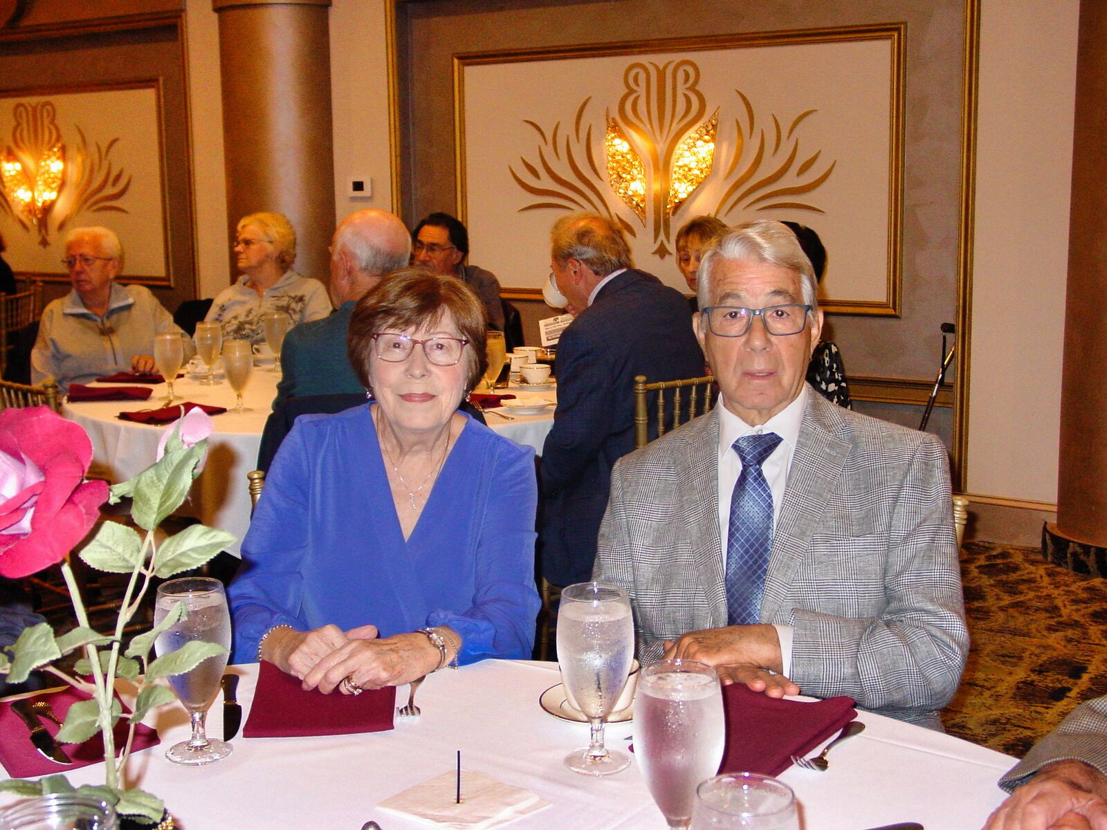 ./Gallery/2025 Legends Live Dinner Show/DSC00534.jpg